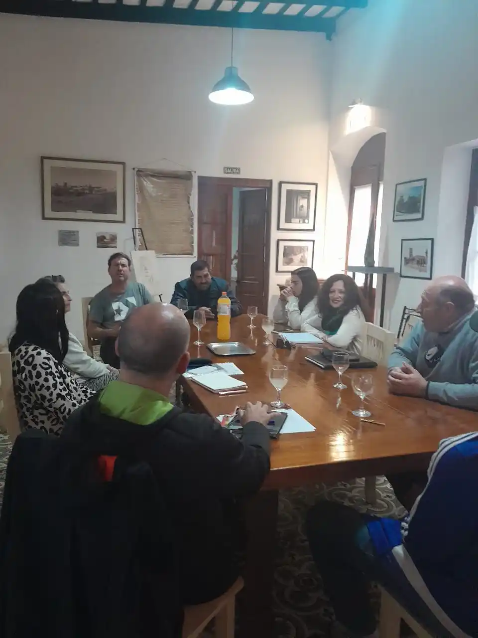 Los prestadores turísticos se reunieron con Vicky Villalba.