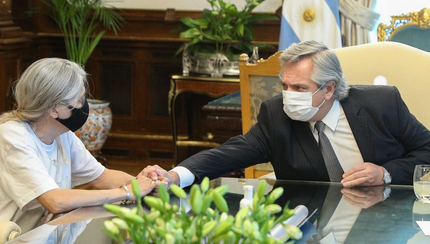 La madre de Úrsula se reunió con el Presidente en la Rosada