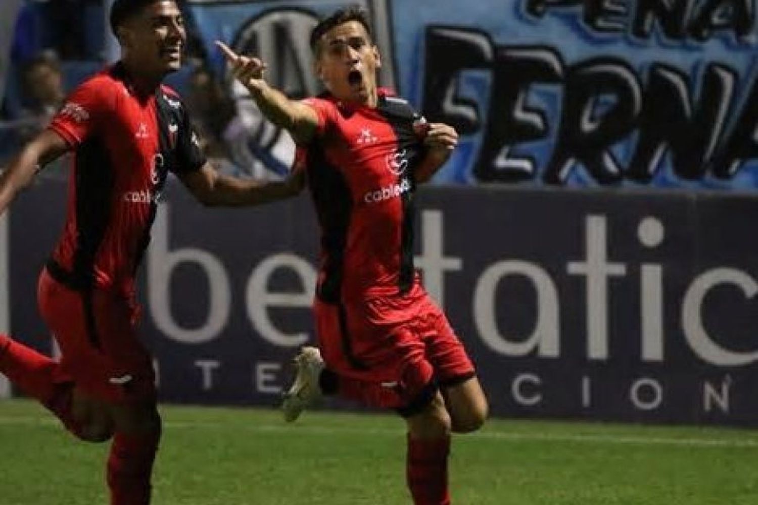 Colón SF ganó y es líder de la Zona B de la Primera Nacional