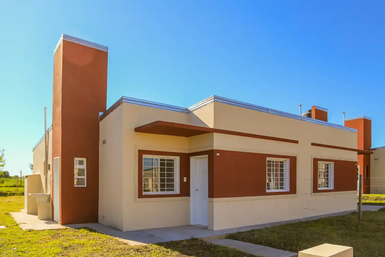 Gualeguaychú espera por 78 viviendas, ya licitadas por IAPV