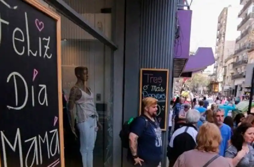 Comerciantes del centro destacaron que las ventas del Día de la Madre dejaron un saldo positivo