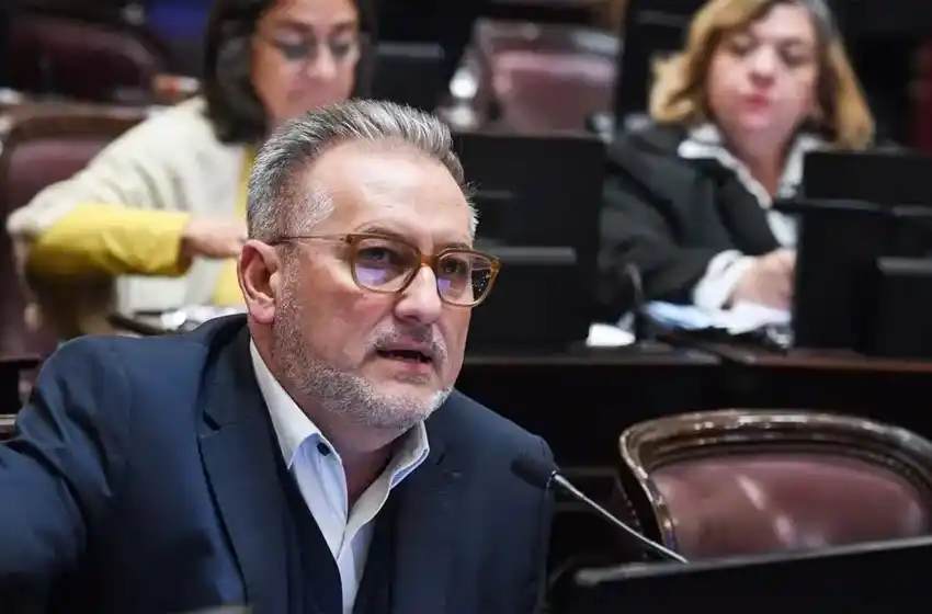 Para el legislador rosarino Marcelo Lewandoski, el asesino del playero «es un chiquito que andaba en pantuflas y juega con su vida»