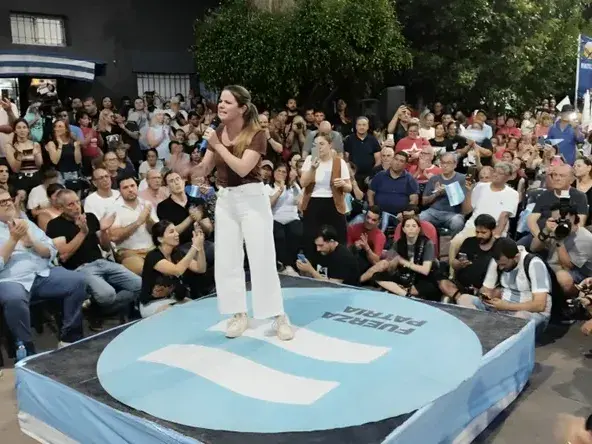 Fuerza Patria cerró su campaña en Rosario con un llamado a “escuchar y construir con la gente”