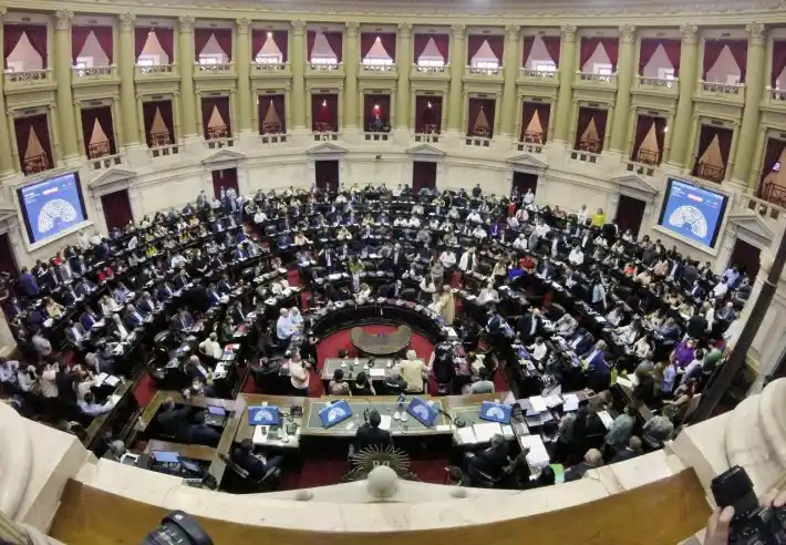 Tras maratónica sesión, Diputados aprobó el acuerdo con el FMI