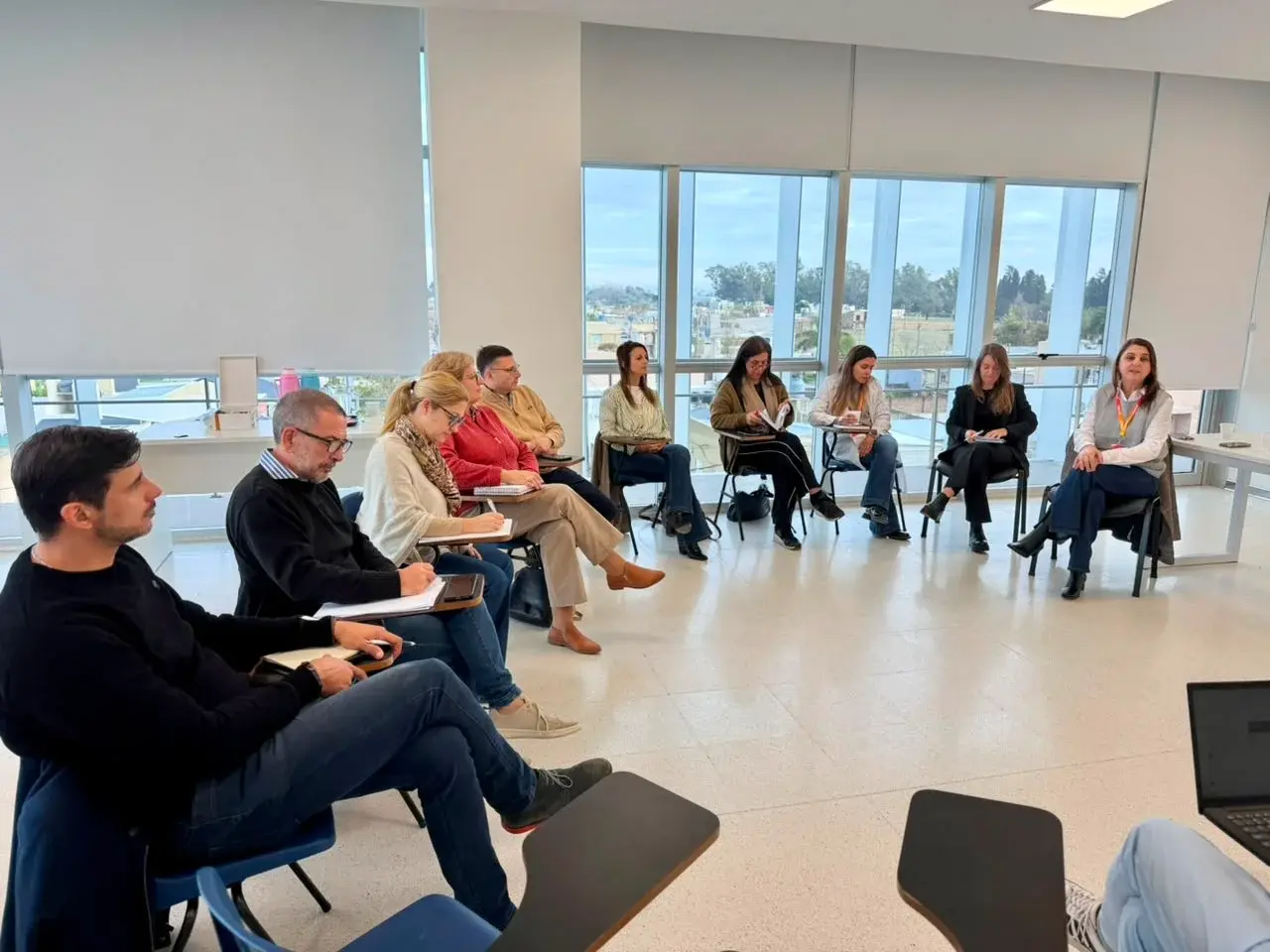 Finalmente, los concejales se reunieron con autoridades del Hospital Regional “Jaime Ferré”
