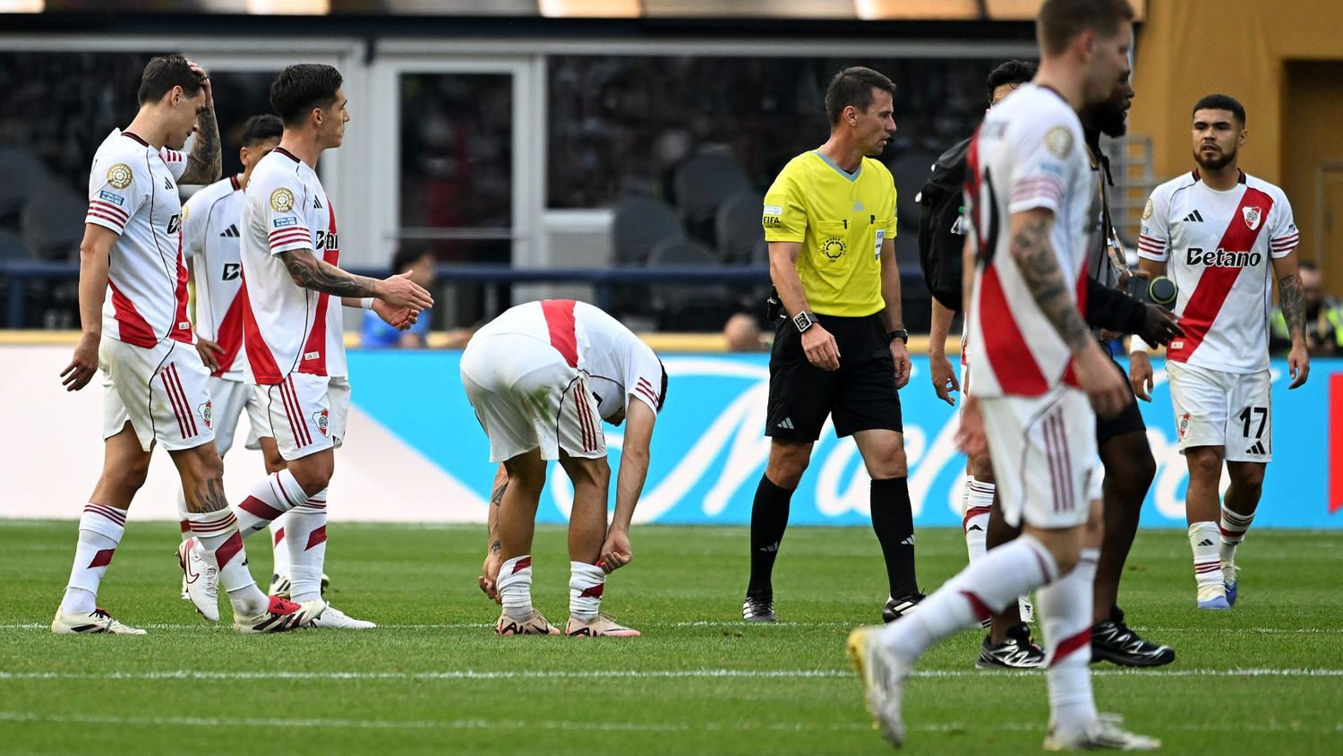 River se despidió con su primera derrota