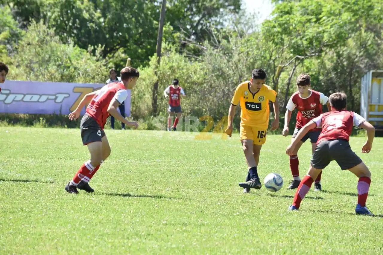 Tomás Flores sigue creciendo en Rosario Central