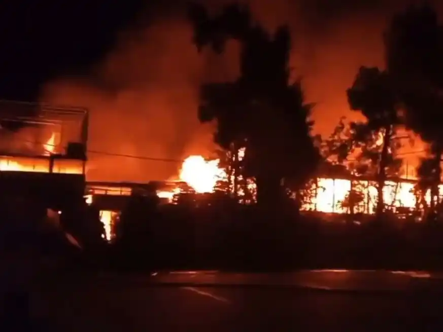 Incendio en Esteban Echeverría