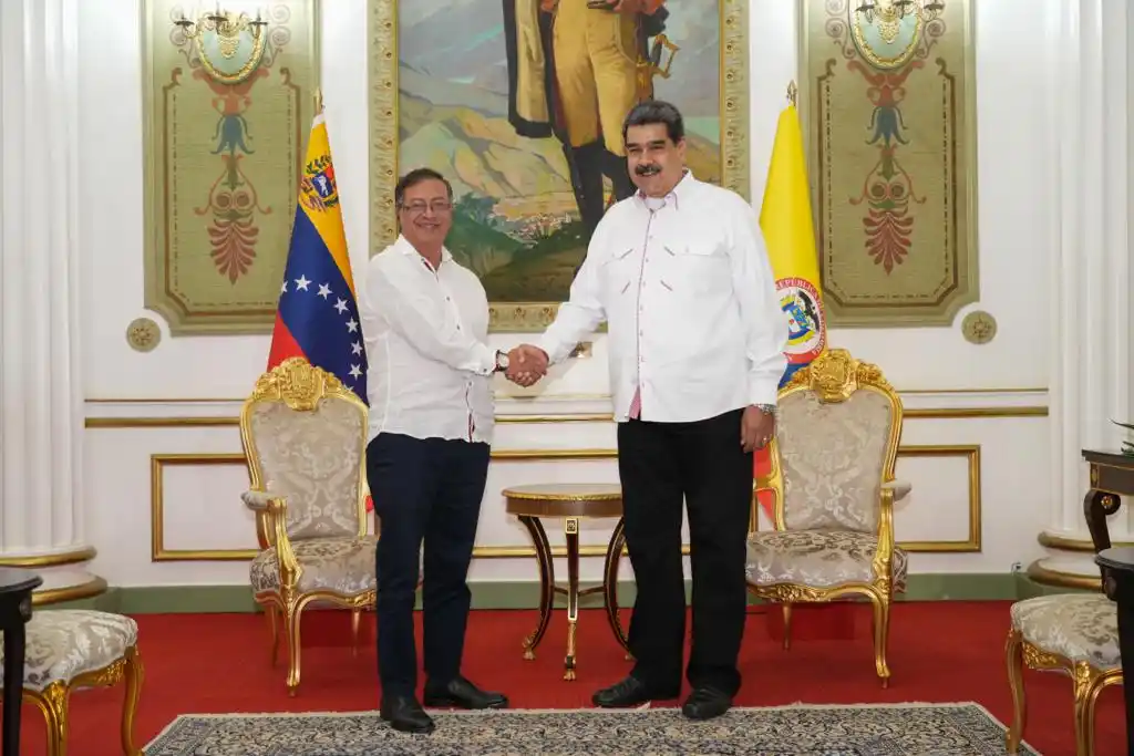 ¿CUMPLIRÁ? Maduro se muestra receptivo ante solicitud de Petro de regresar el sistema Interamericano de DD.HH.