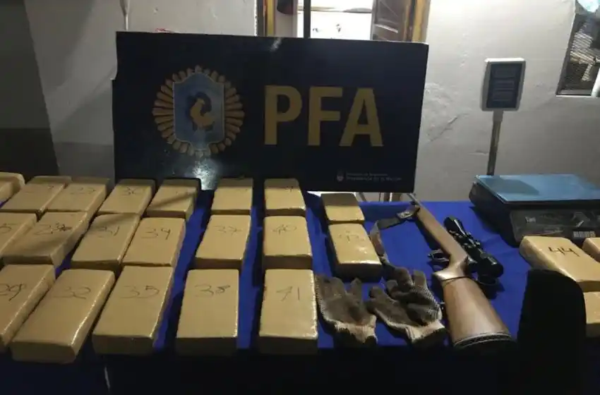 Cae banda narco: cuatro detenidos y 119 kilos de marihuana incautados