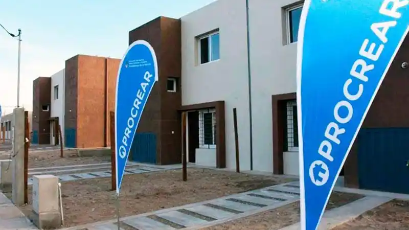 El Gobierno disolvió el plan Procear.