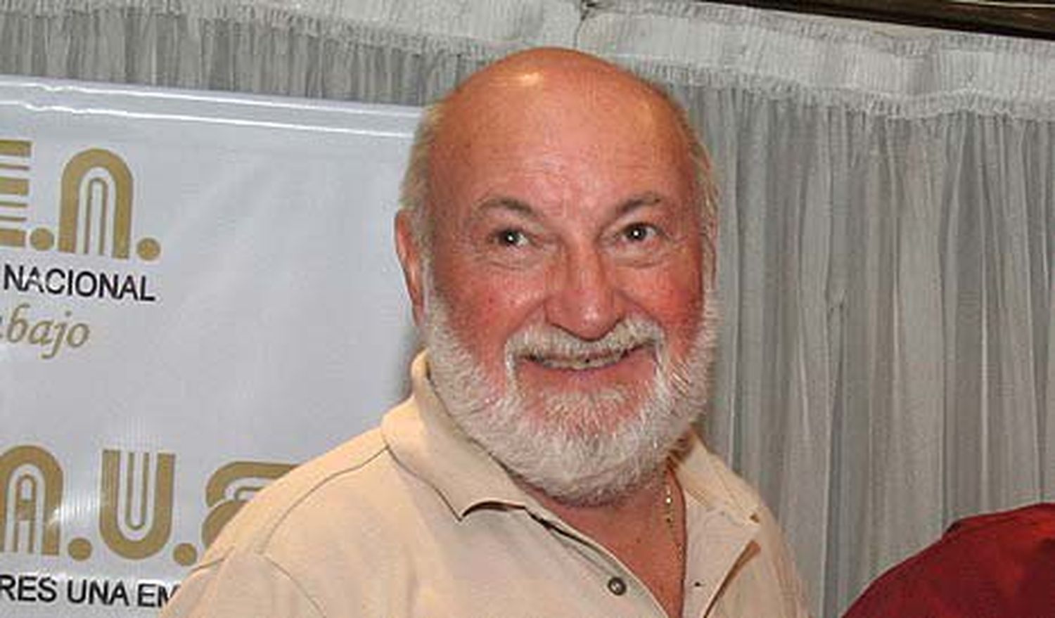 A los 81 años murió el padre Luis Farinello