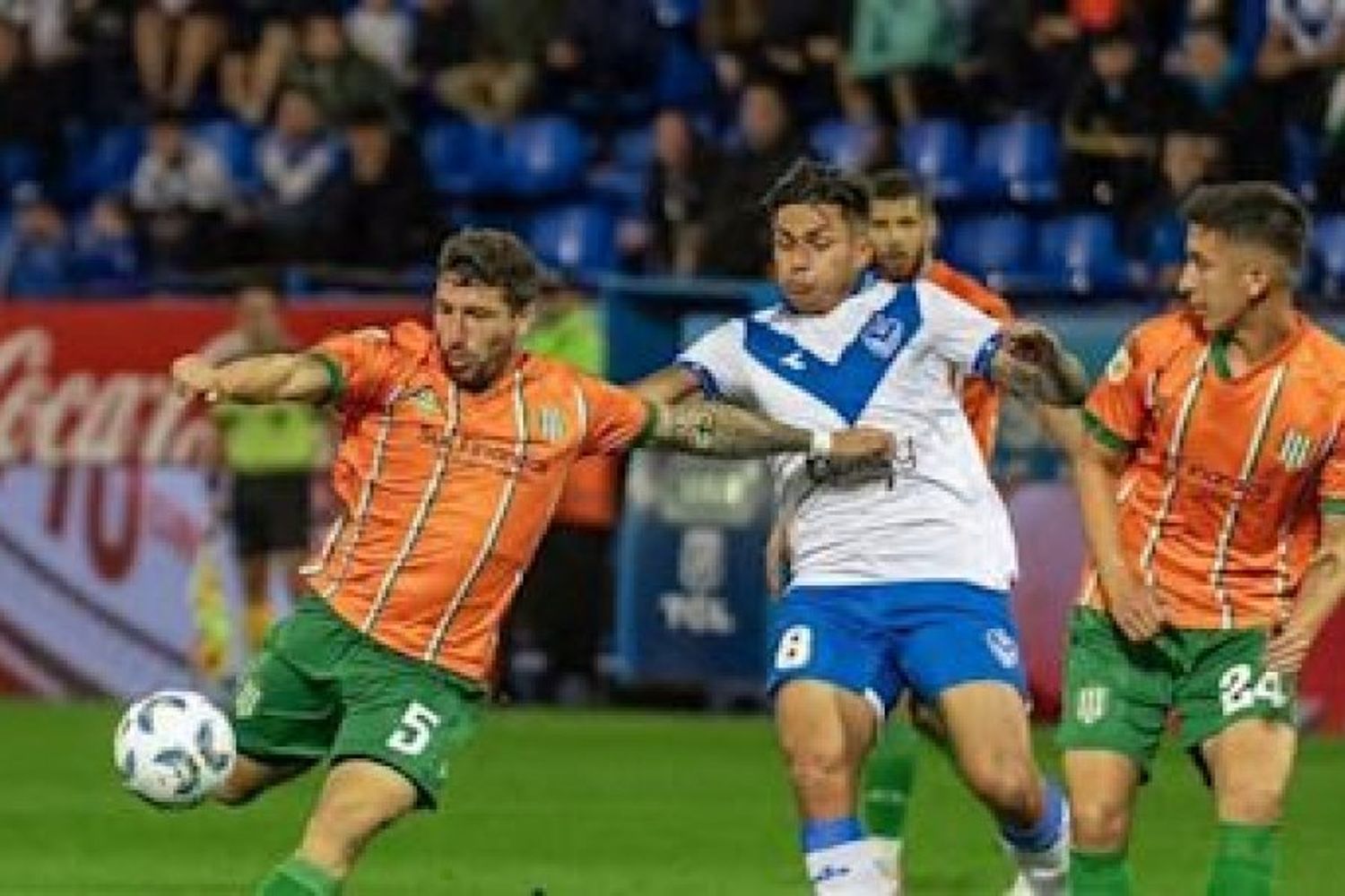 Banfield venció a Vélez en una "final"