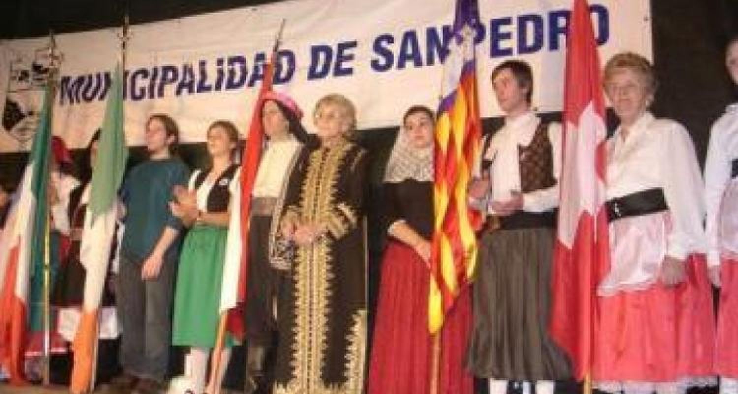 La feria de las colectividades sin artista nacional