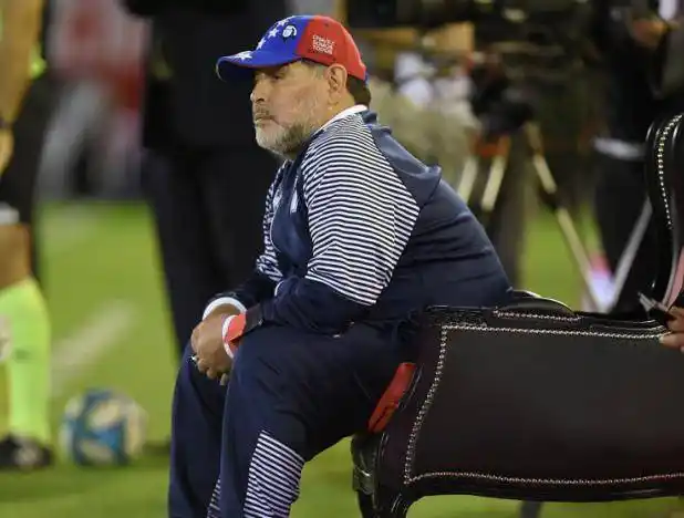 Diego Maradona  fue tentado para dirigir  la selección de Venezuela