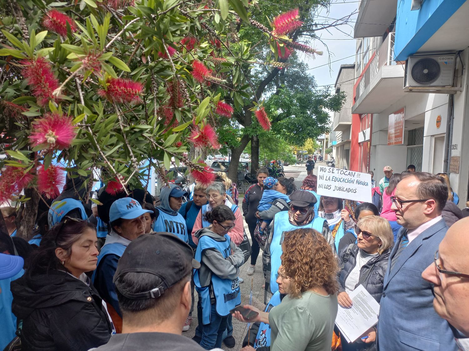 Manifestación en Anses: extienden los días para anotarse en los beneficios sociales