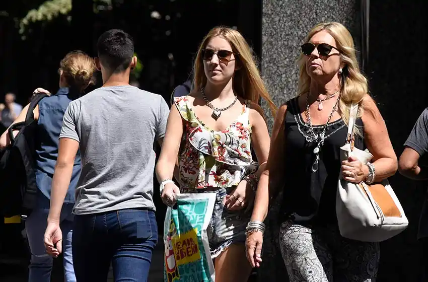 Se espera una jornada muy calurosa y las lluvias llegarán por la noche