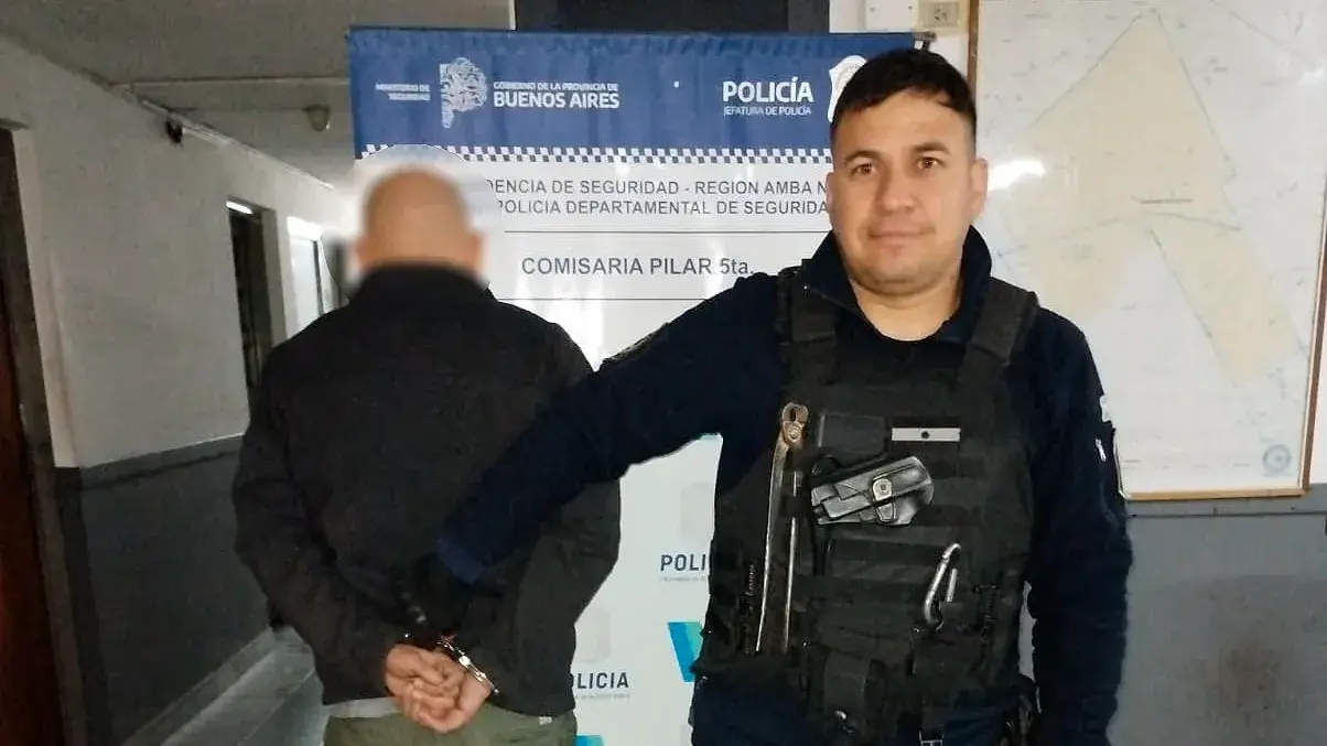 La Policía detuvo a un sospechoso y busca a un segundo implicado.