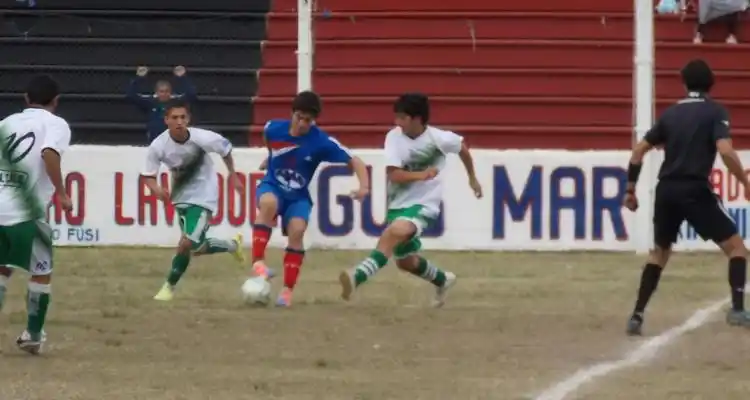 Fútbol de Primera: Este domingo, cuatro partidos en San Pedro