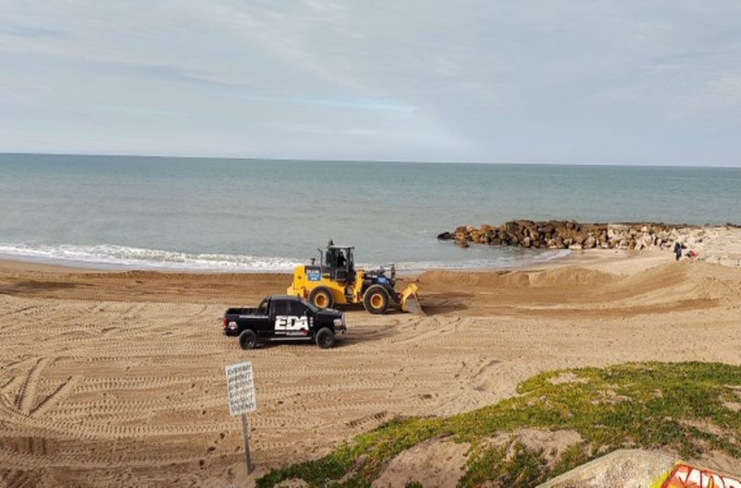 Guiño del HCD al EnduroPale: "El único evento que está organizando Montenegro es la destrucción de las playas"