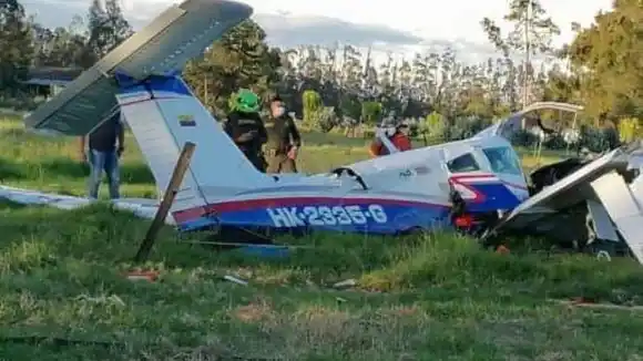 Perdió a sus padres y niñera: bebé que sobrevivió a caída de avioneta en Colombia está estable