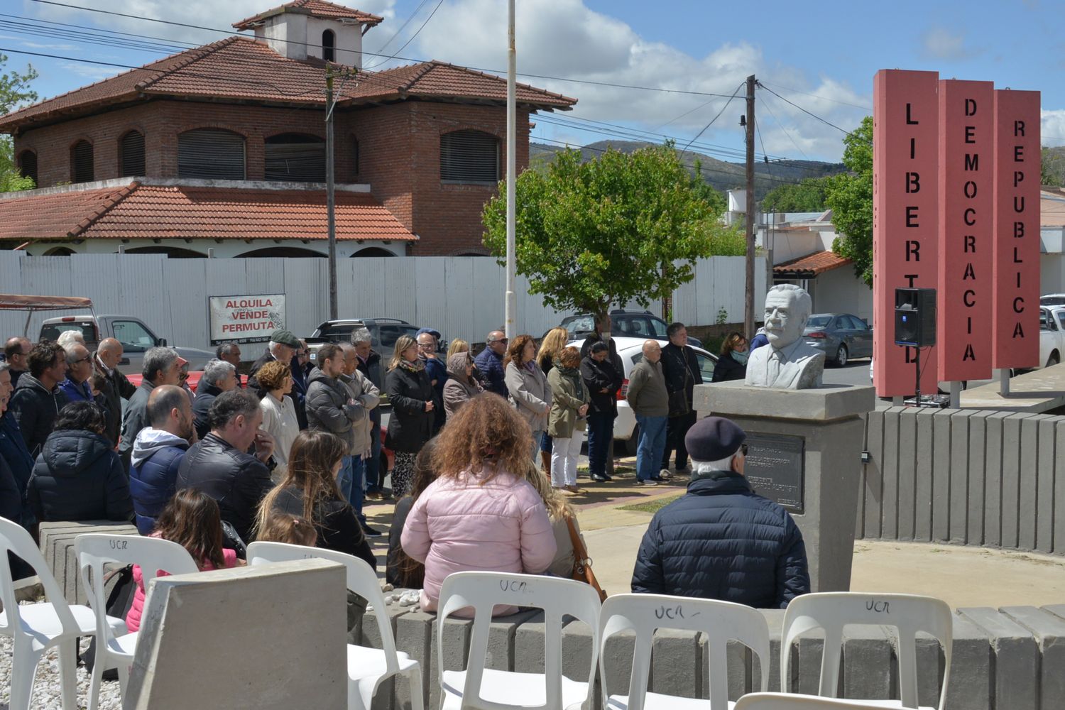 La UCR local conmemoró el 39no aniversario del retorno de la democracia