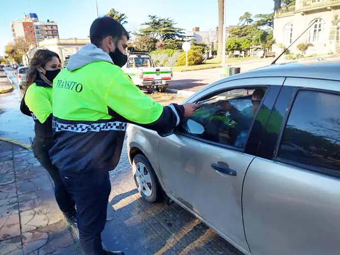 Agentes de Tránsito recibieron capacitación en seguridad vial