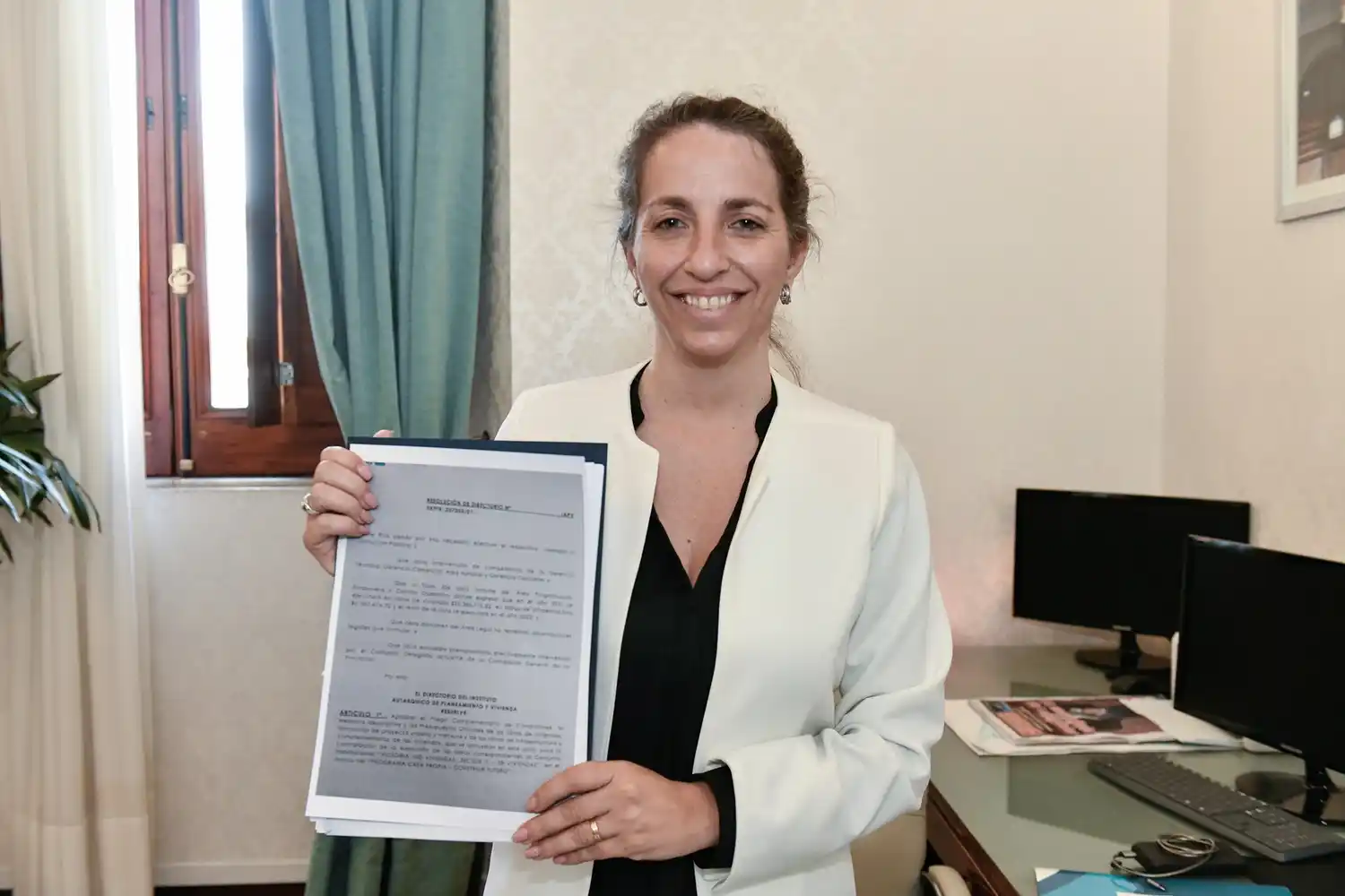 Stratta anunció que se construirán 100 viviendas en Victoria