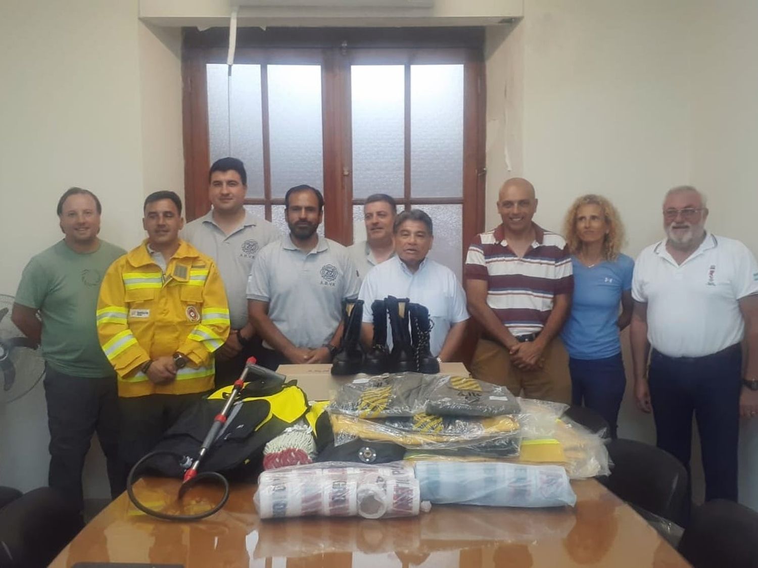 Bomberos Voluntarios de Rosario recibió nuevo equipamiento por parte de la provincia