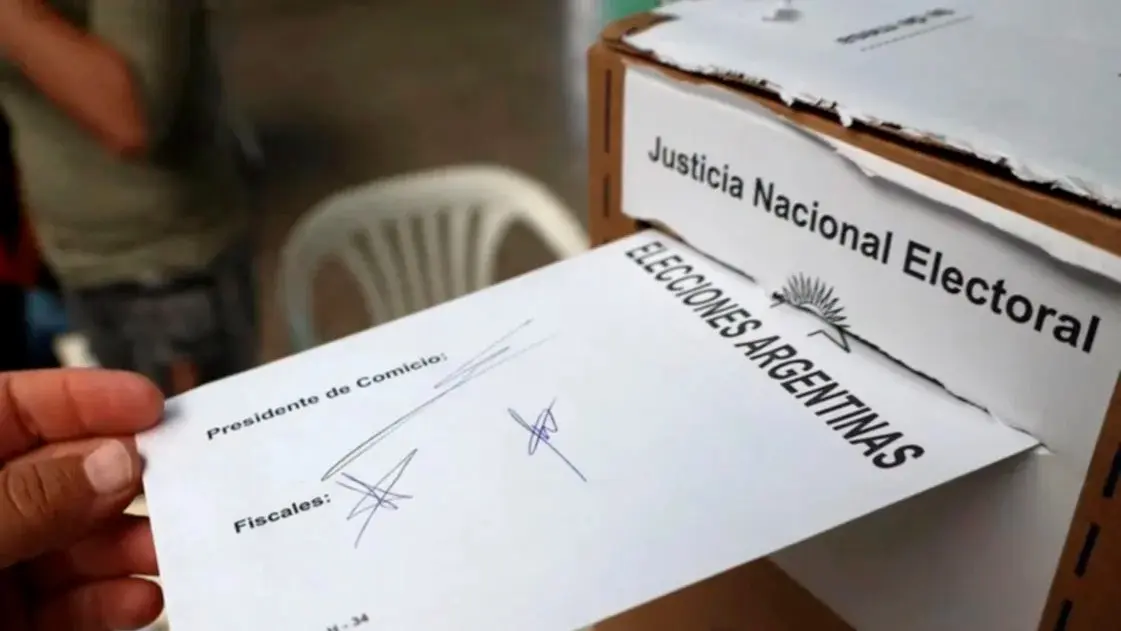 Este año provincia de Buenos Aires desdobló la elecciòn (Foto NA)