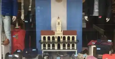 Rodriggi Vidriera cabildo 3
