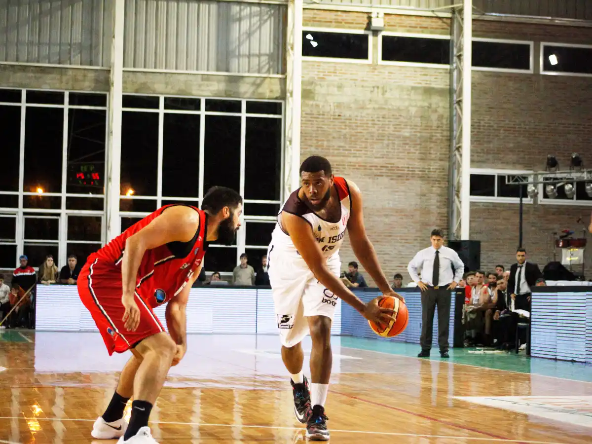 San Isidro tropezó en Morteros