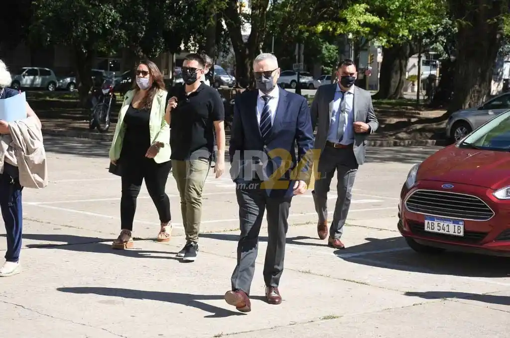 Sólo un fallo judicial de “último momento” puede salvar a Sain de la remoción