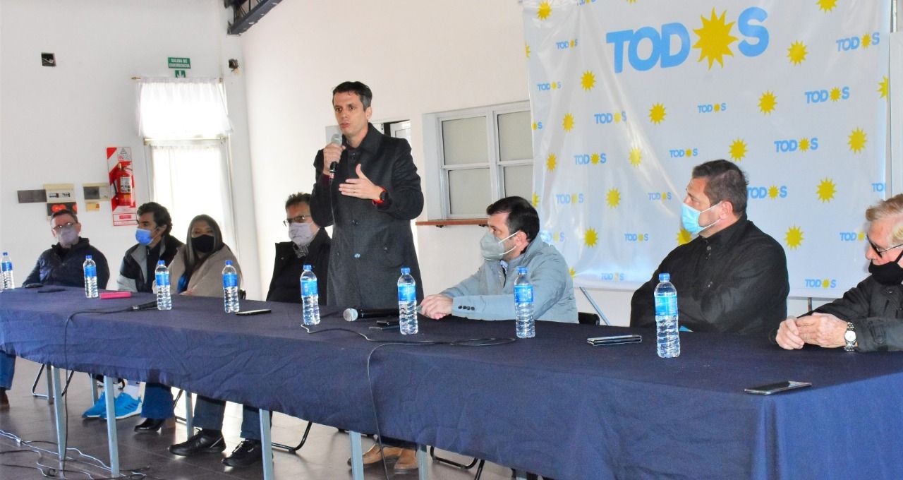 Cresto mantuvo una reunión con el PJ de Concordia
