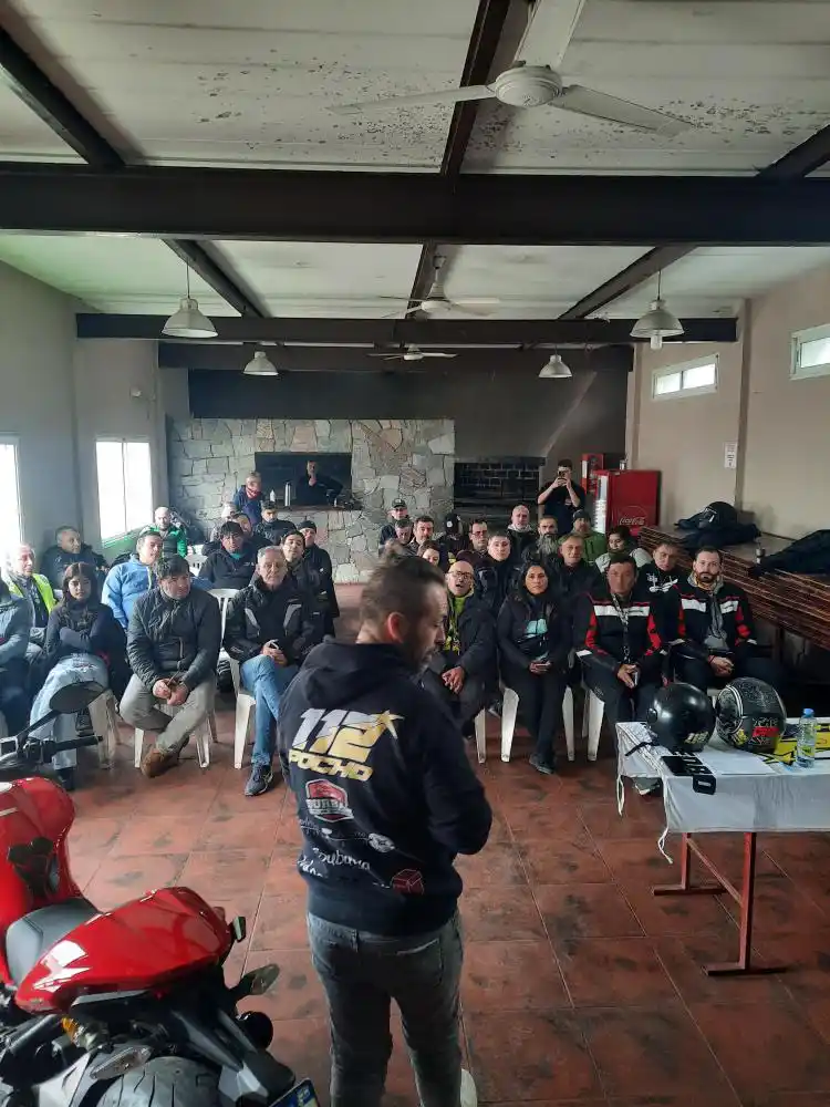 Charla seguridad superbike - 3