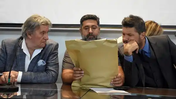 La AFA recibió tres propuestas para la televisación del fútbol   
