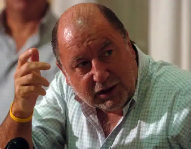 Jorge Busti criticó a De Ángeli