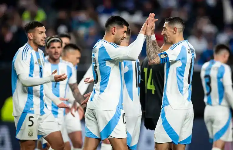 Sin Messi Argentina goleó a El Salvador