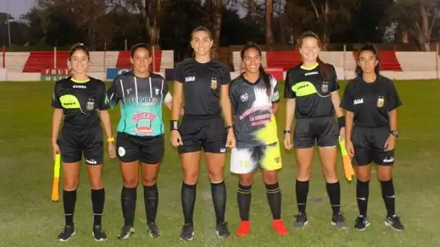 Las chicas debutaron a medias