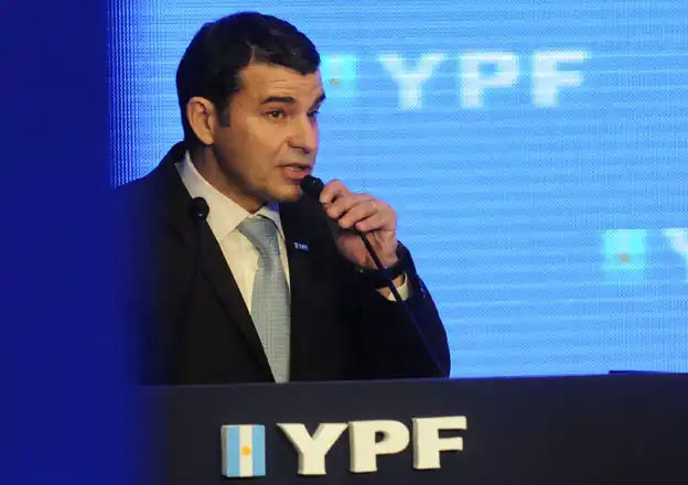 YPF descubrió un gran yacimiento petrolífero entre Neuquén y Mendoza