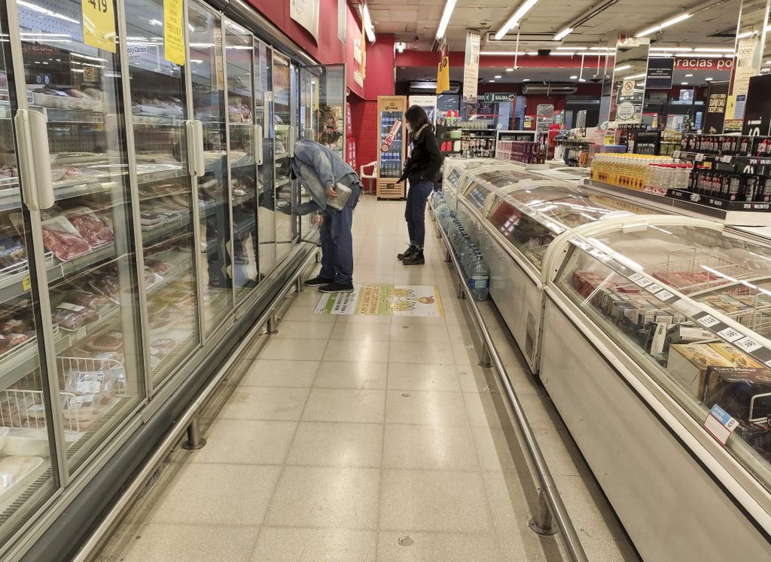 La inflación fue 4,1 por ciento en abril y acumuló 17,6 por ciento en el cuatrimestre
