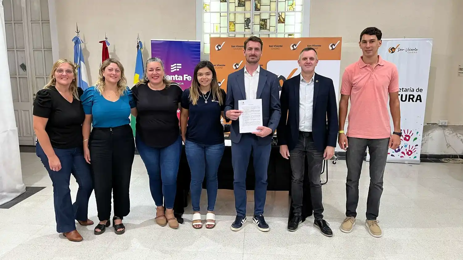 Firma de convenios San Vicente