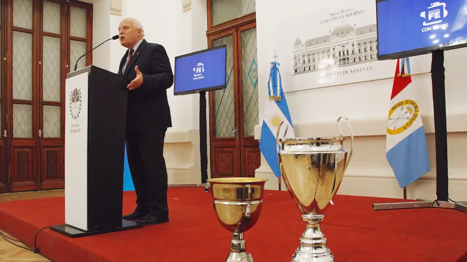 Lifschitz recibió a los equipos campeones de la Copa Santa Fe 2018