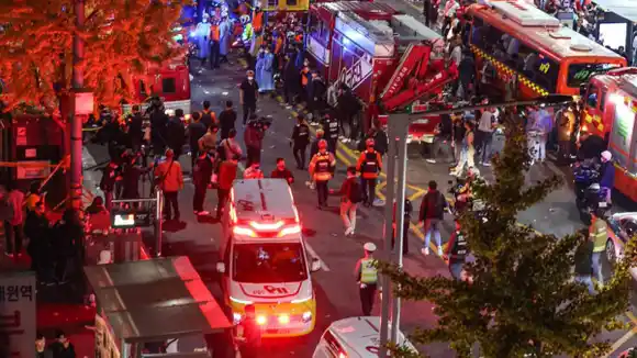 ¡TRAGEDIA EN SEÚL! Al menos 59 muertos y 150 heridos deja una estampida en fiestas de Halloween