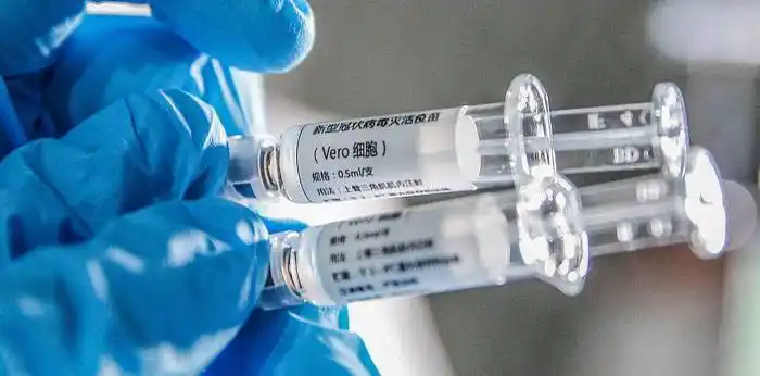 China inicia ensayos en humanos con dos vacunas para el coronavirus
