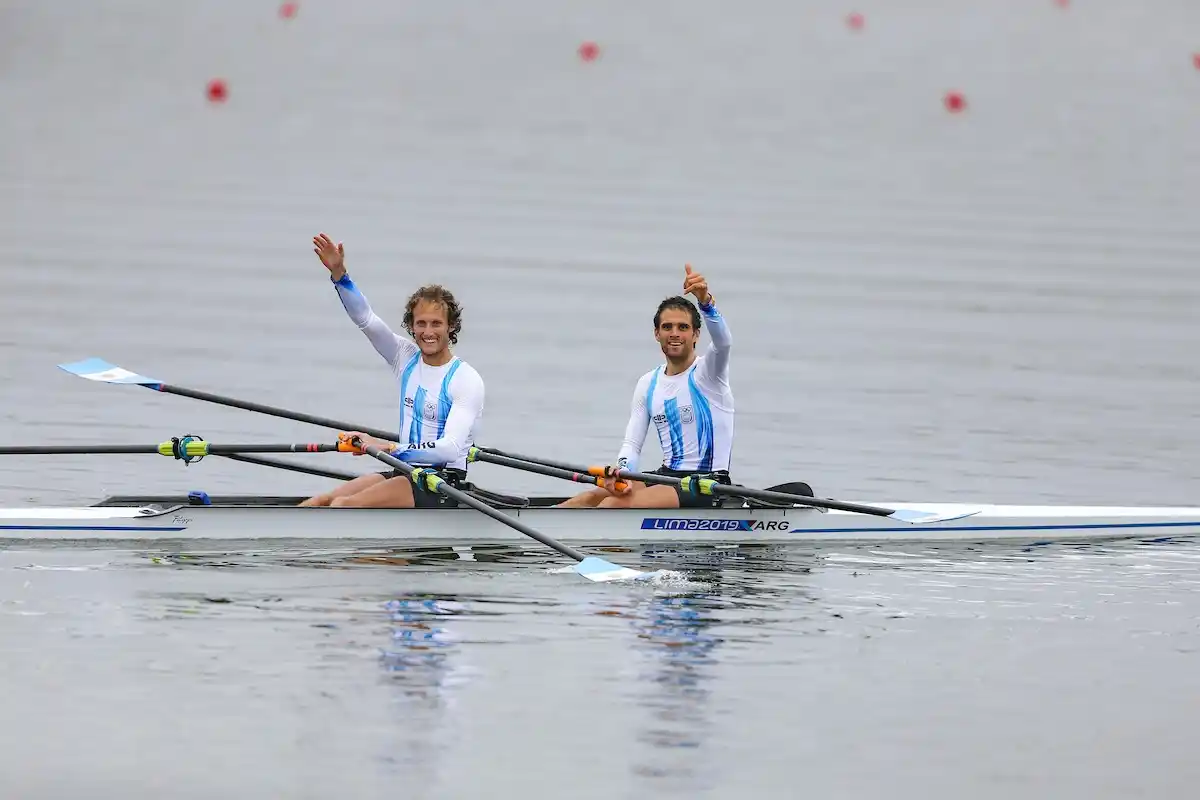 El remo sumó dos medallas de plata y una de bronce 