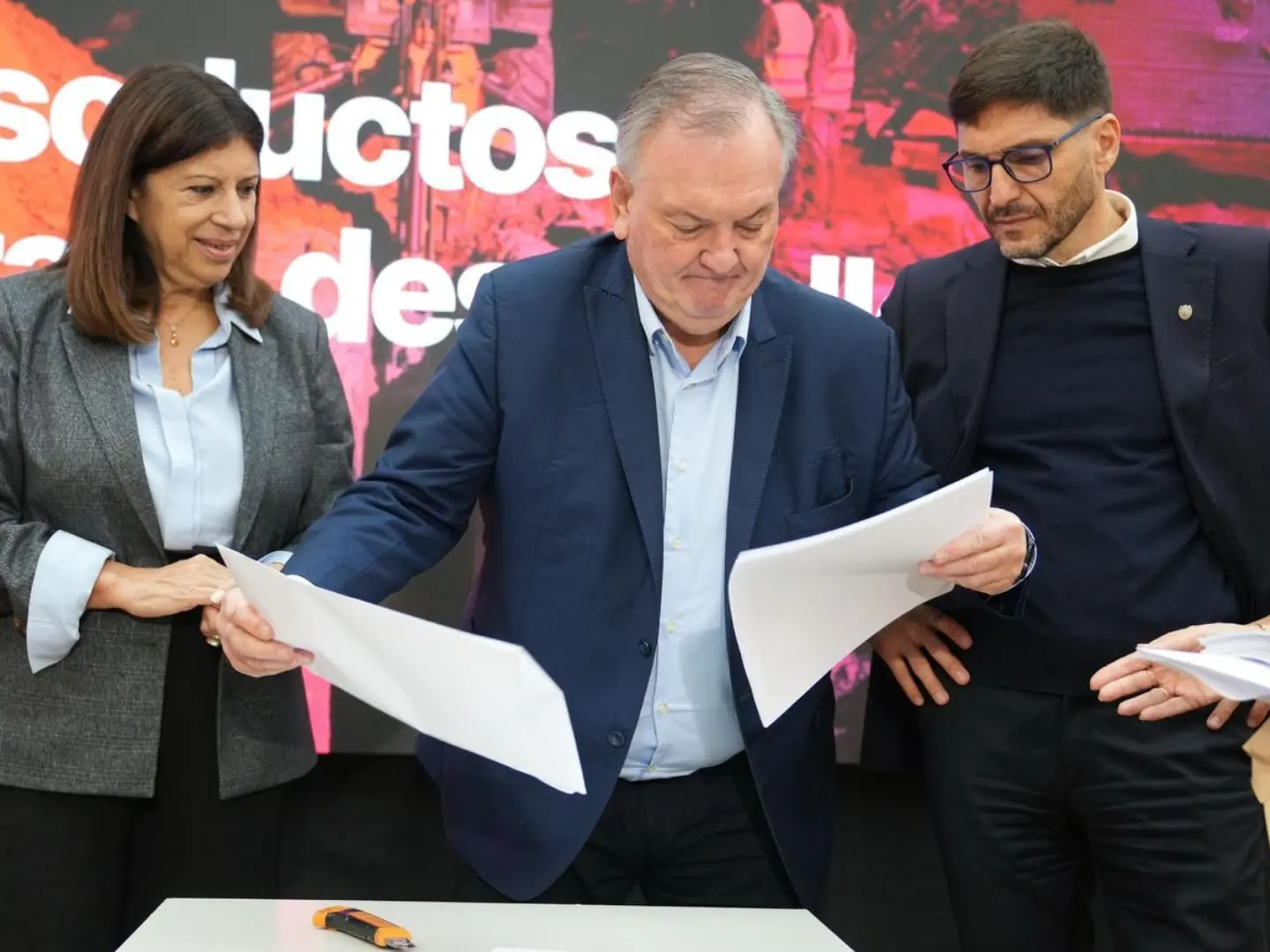 Presentaron en Rosario dos ofertas económicas para la compra de cañerías con las que se construirán gasoductos