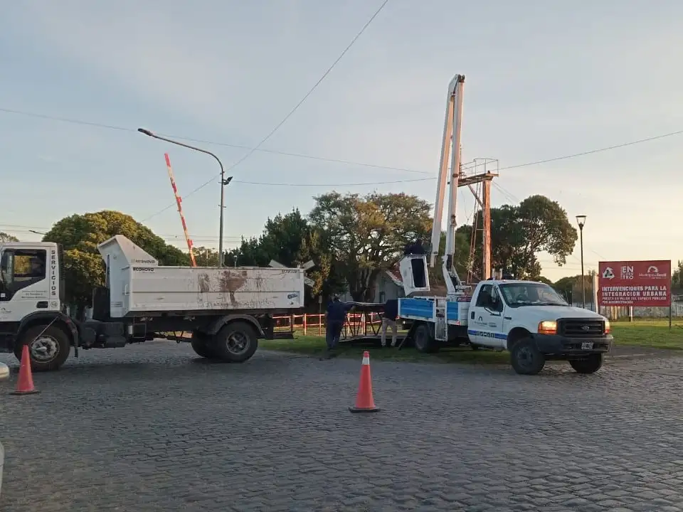 Surgió un conflicto entre el Municipio y un publicista a raíz de un cartel en la zona de la Estación.