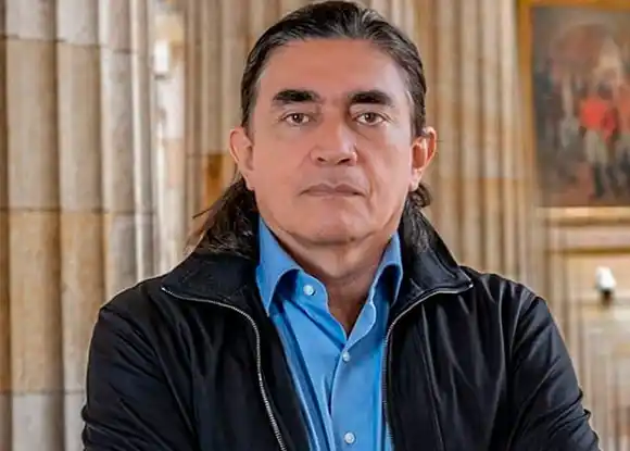 Delfín de Petro va por la alcaldía de Bogotá