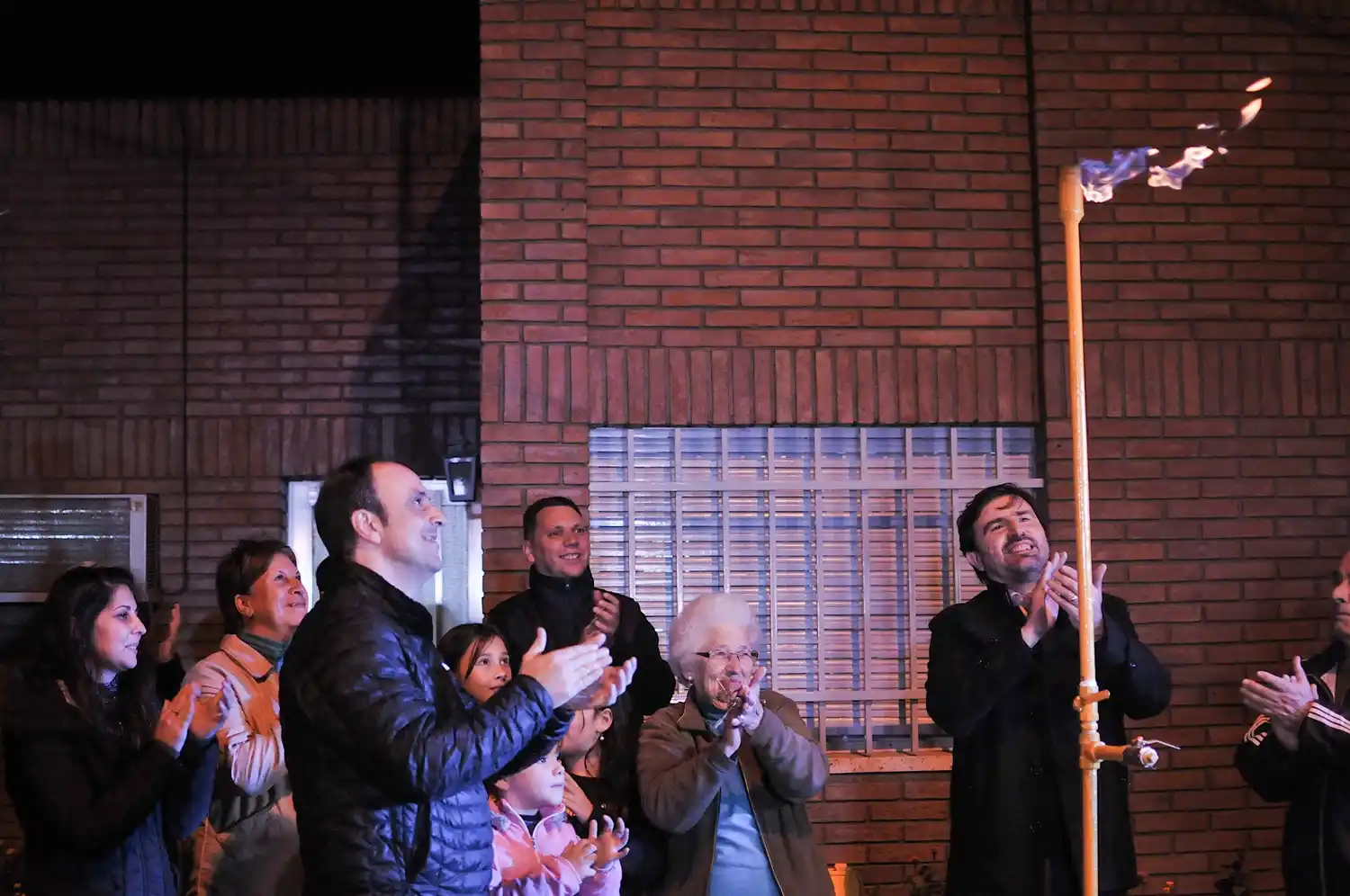 Plan Norte: Corral inauguró obras de gas en barrio Cabal